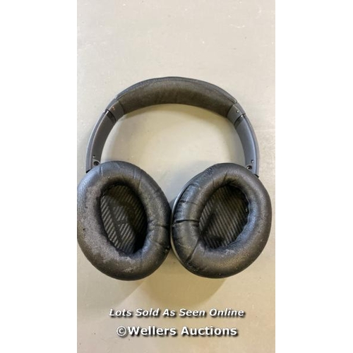 9622 - BOSE HEADPHONES MODEL 425948