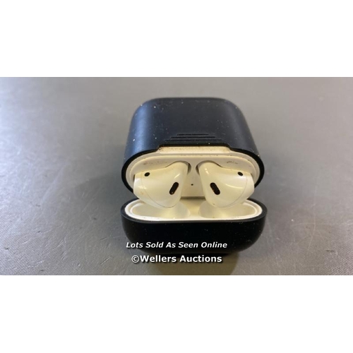 9657 - APPLE AIRPODS / 1ST GEN / A1602/ SN: H0PC889PLX2Y / BLUETOOTH CONNECTION TESTED