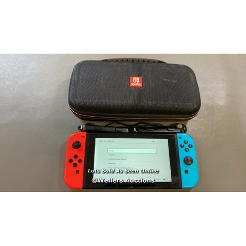 9699 - NINTENDO SWITCH / HAC001/ SN: XAJ40084561172 / RESTORED TO FACTORY DEFAULTS