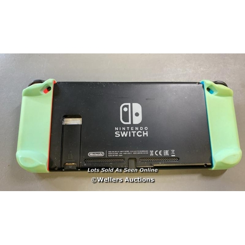 9703 - NINTENDO SWITCH / HAC-001/ SN: XKJ70040306424 / RESTORED TO FACTORY DEFAULTS