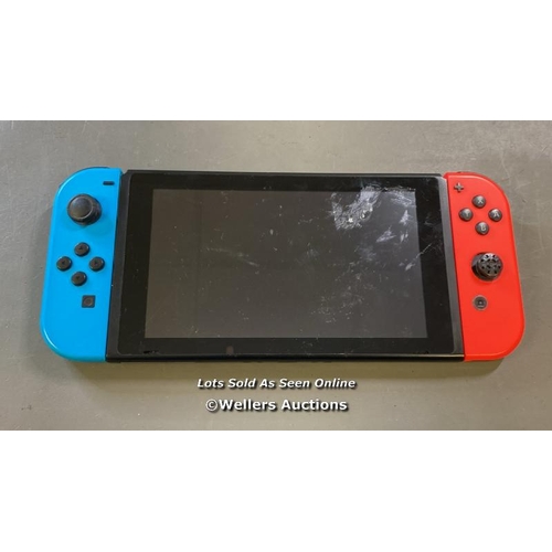 9704 - NINTENDO SWITCH / HAC-001/ SN: XAJ40084508405 / RESTORED TO FACTORY DEFAULTS