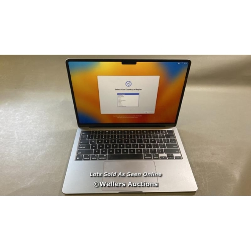 9713 - APPLE MACBOOK AIR 13