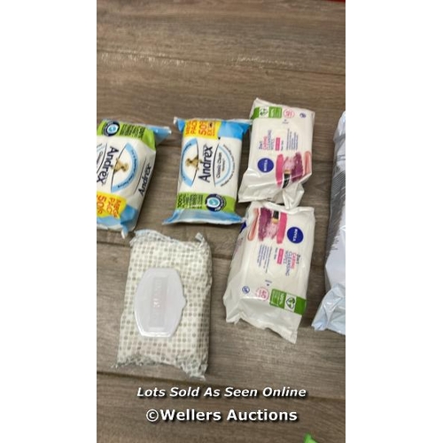 2029 - QUANTITY OF WET WIPES INCL. ANDREX, NIVEA & KIRKLAND SIGNATURE / A42