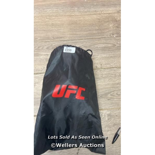 2255 - UFC GLOVES / B25