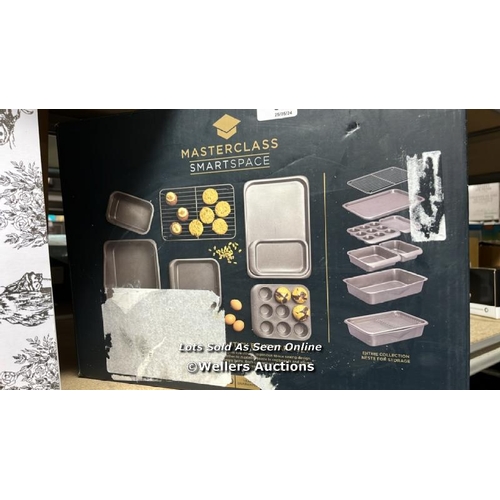 816 - MASTERCLASS SMART SPACE STACKING NON-STICK BAKEWARE SET, 7 PIECE BAKING TRAYS, GIFT BOXED