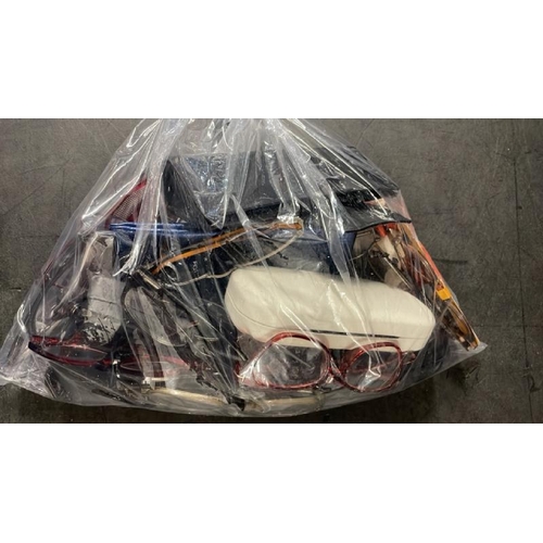 6448 - BAG OF GLASSES FRAMES AND CASES