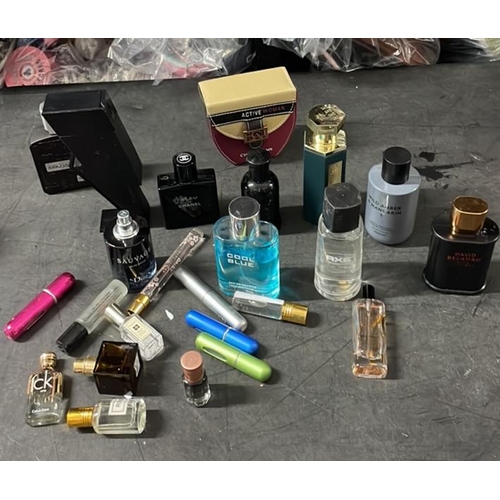 6457 - BAG OF PART USED PERFUMES AND FRAGRANCES INCL. DIOR, CHANEL AND CAROLINA HERRERA