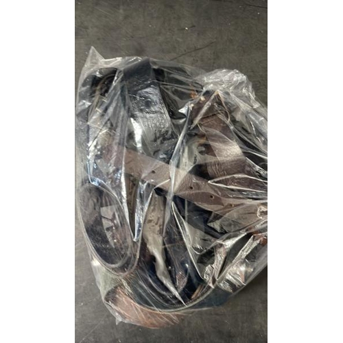 6475 - BAG OF BELTS