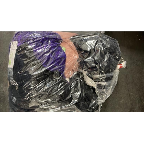 6500 - BAG OF NEW MIXED CLOTHES