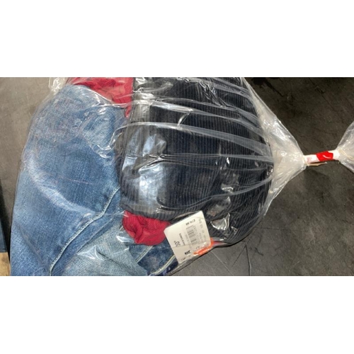 6508 - BAG OF NEW MIXED CLOTHES