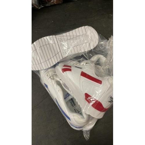 6509 - BAG OF NEW REEBOK TRAINERS SIZES 9 AND 9.5/UK