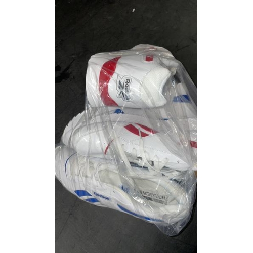 6509 - BAG OF NEW REEBOK TRAINERS SIZES 9 AND 9.5/UK