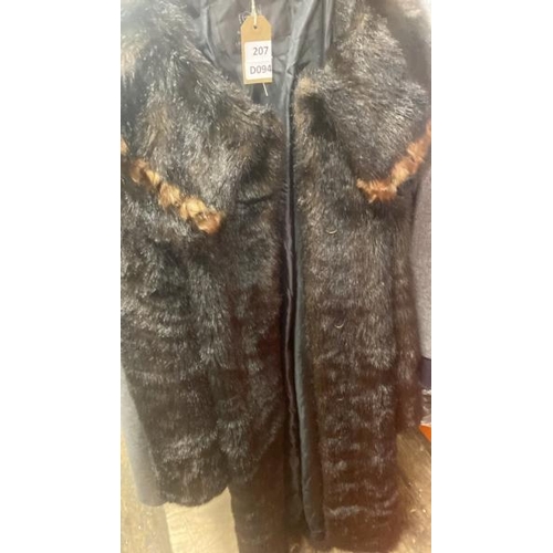 6518 - REOLI PRE-OWNED COAT