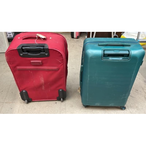 6547 - X2 PRE-OWNED SUITCASES INCL. HAMPTON / H16