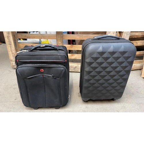 6555 - WENGER PRE-OWNED SUITCASE / H65