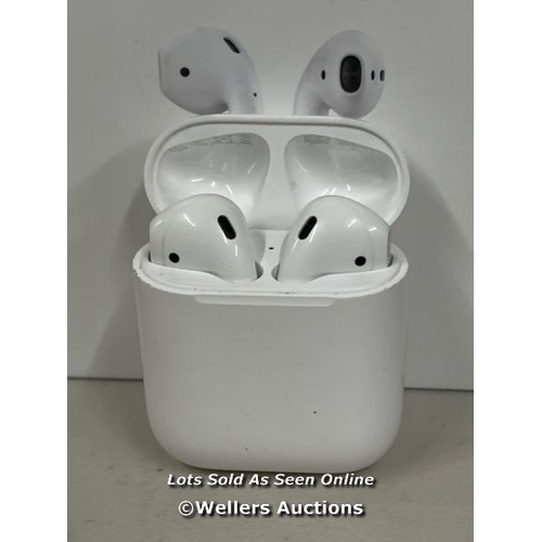 1010 - APPLE AIRPODS / 2ND GEN / WITH CHARGING CASE / MV7N2ZMA / POWERS UP & CONNECTS VIA BLUETOOTH WITH SO... 