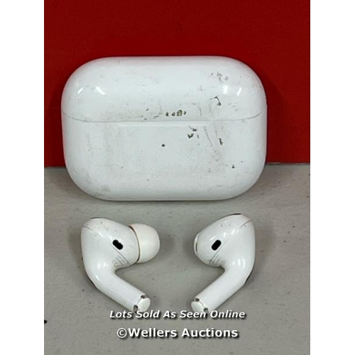 1018 - APPLE AIRPODS PRO / POWERS UP & CONNECTS VIA BLUETOOTH WITH SOUND / SIGNS OF USE / SEE IMAGES FOR SE... 