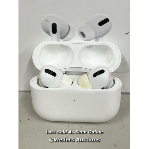 1034 - APPLE AIRPODS PRO WITH MAGSAFE CHARGING CASE (MLWK3ZM/A) / POWERS UP & CONNECTS VIA BLUETOOTH WITH S... 