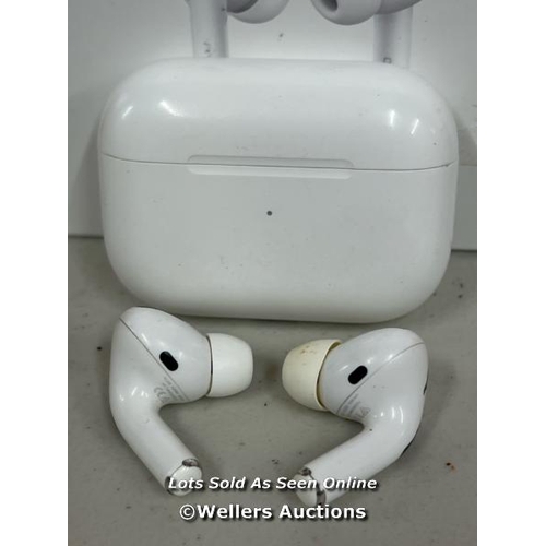 1034 - APPLE AIRPODS PRO WITH MAGSAFE CHARGING CASE (MLWK3ZM/A) / POWERS UP & CONNECTS VIA BLUETOOTH WITH S... 