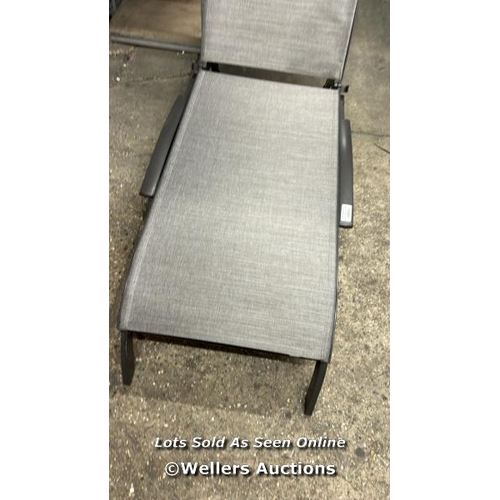 982 - COMMERCIAL SLING CHAISE LOUNGER, MINIMAL SIGNS OF USE