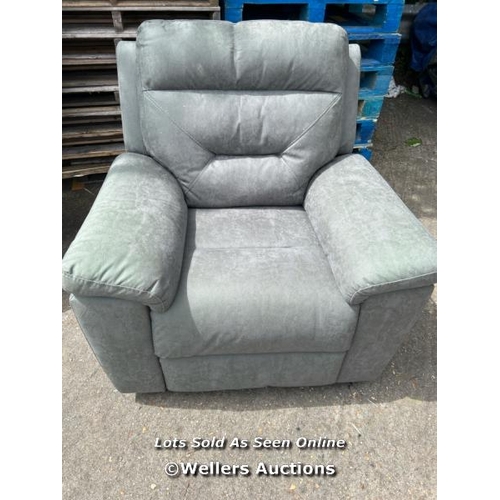 987 - KUKA JUSTIN GREY FABRIC POWER RECLINING ARMCHAIR / MINIMAL SIGNS OF USE