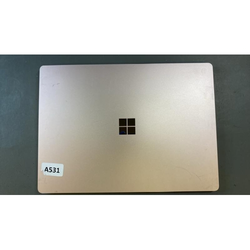 9504 - MICROSOFT LAPTOP 1951 / 8GB RAM / 500GB HD / I5-1135G7 @ 2.40GHZ / SN: 35551222857 / WINDOWS 11 OPER... 