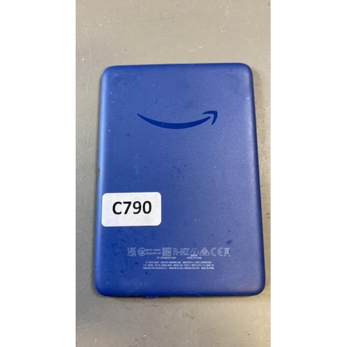 9556 - AMAZON KINDLE / 11TH GEN (2022) /  C2V2L3 - CHASSIS DAMAGED / RESTORED TO FACTORY DEFAULTS