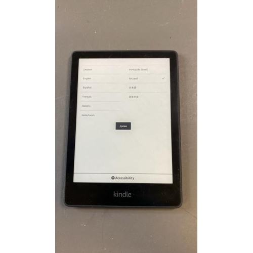 9572 - AMAZON KINDLE PAPERWHITE / 11TH GEN /  M2L3EK / RESTORED TO FACTORY DEFUALTS