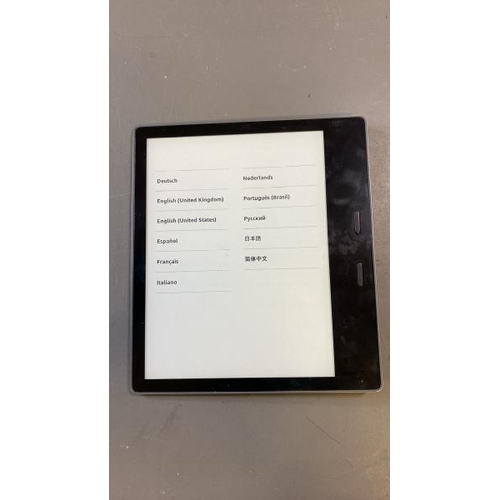 9579 - AMAZON KINDLE OASIS - 9TH GEN /  S8IN4O / RESTORED TO FACTORY DEFUALTS