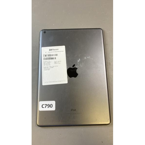 9585 - APPLE IPAD 10.2'' 9TH GEN (2021) /  A2602, 64GB, SERIAL: JQKK4RQM7M - ICLOUD UNLOCKED AND FACTORY SE... 