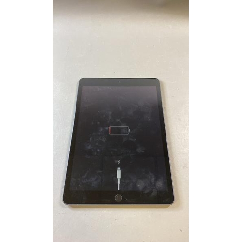 9587 - APPLE IPAD 10.2'' 9TH GEN (2021) /  A2602, 256GB, SERIAL: Q75VHDD966 - ICLOUD UNLOCKED AND FACTORY S... 