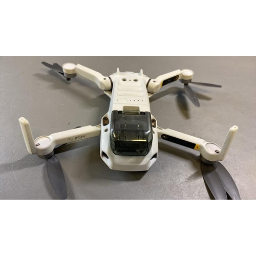 9627 - DJI MINI SE INCL. X2 BATTERIES