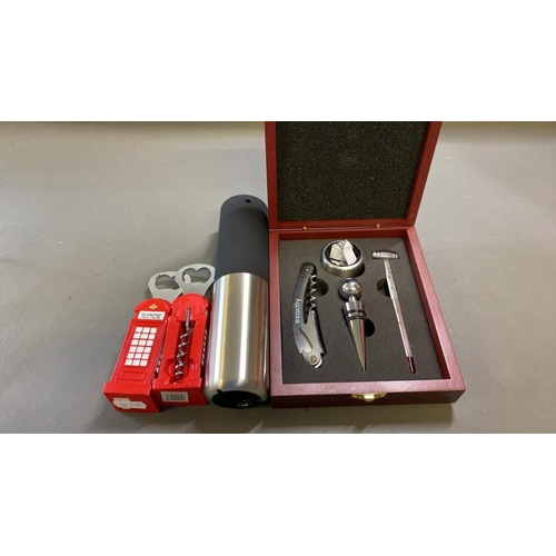 9643 - ASSORTMENT OF CORKSCREW