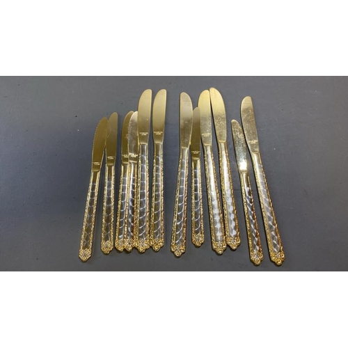 9645 - ASSORTMENT OF STAINLESS CUTLERY