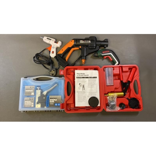 9720 - X1 HEAVY DUTY STAPLE GUN, X1 BRAKE BLEEDER AND VACUUM PUMP KIT, X1 GLUE GUN, X1 BOSCH CORDLESS SCREW... 