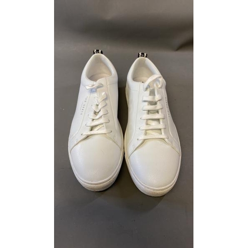 9733 - PAIR OF TED BAKER TRAINERS SIZE 9/UK