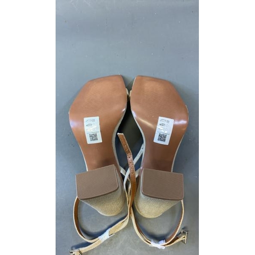 9734 - PAIR OF ASOS HEELS SANDALS SIZE 11