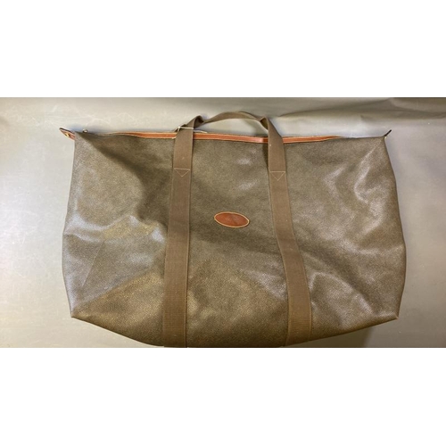 9744 - MULBERRY CARRYING BAG