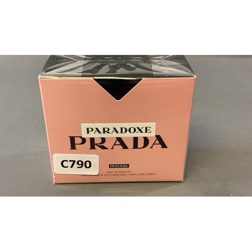 9748 - NEW PRADA PARADOXE EAU DE PARFUM 50ML