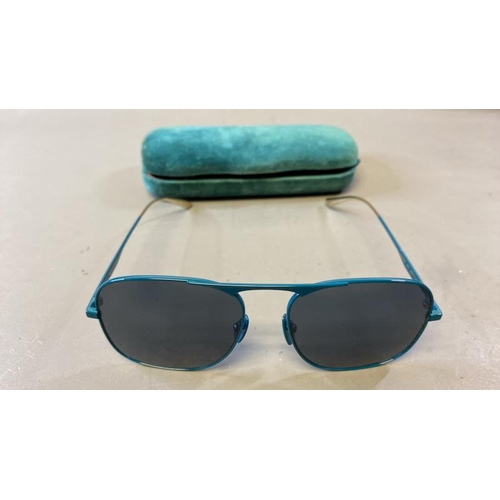 9759 - GUCCI GG0335S SUNGLASSES INCL. CASE