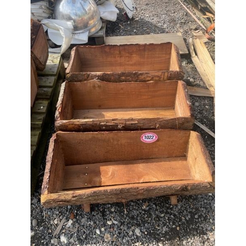 1022 - THREE WOODEN PLANTERS, 34CM (H) X 88CM (W) X 35CM (D) / ALL LOTS ARE LOCATED IN SL0 9LG, REGRETFULLY... 