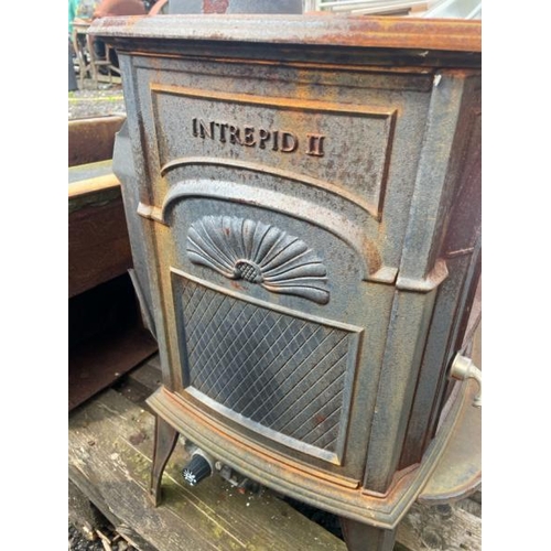 1026 - A CAST IRON FIREPLACE STOVE, 'INTREPID II', 63CM (H) X 52CM (W) X 48CM (D) / ALL LOTS ARE LOCATED IN... 