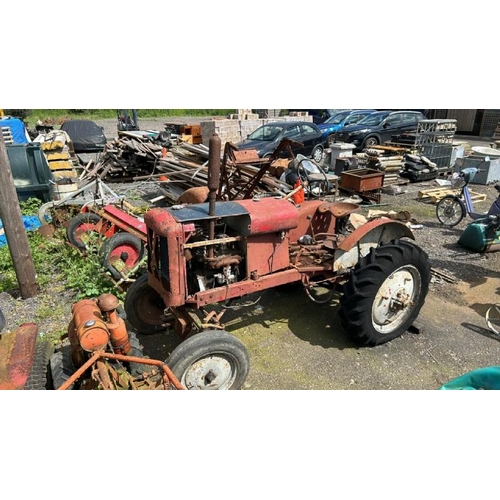 1066 - 1950'S 'THE B.M.B PRESIDENT TRACTOR', BARD FIND, MODEL NO: STP, SERIAL NO: 151, WITHOUT KEY / ALL LO... 