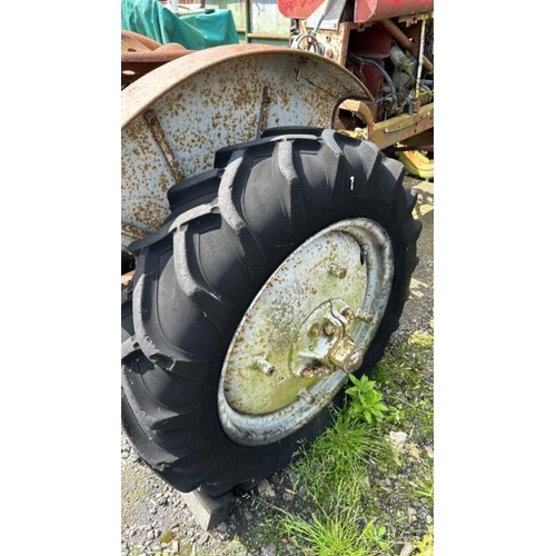 1066 - 1950'S 'THE B.M.B PRESIDENT TRACTOR', BARD FIND, MODEL NO: STP, SERIAL NO: 151, WITHOUT KEY / ALL LO... 