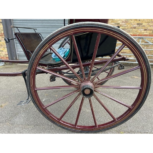 1071 - AN ANTIQUE DOCTORS HORSE CART WITH LEAF SPRING SUSPENSION / ALL LOTS ARE LOCATED IN SL0 9LG, REGRETF... 