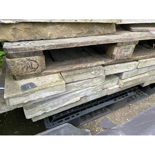 1092 - A LARGE QUANTITY OF PAVING / ALL LOTS ARE LOCATED IN SL0 9LG, REGRETFULLY WE DO NOT OFFER SHIPPING, ... 