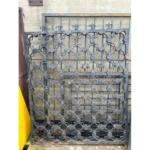 1109 - A PAIR OF HEAVY ORNATE WROUGHT IRON ENTRY GATES WITH POINTED DETAILING, 138CM (W) X 173CM (H) / ALL ... 