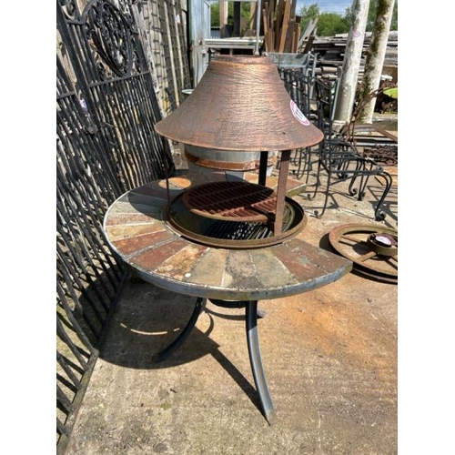 1117 - A GARDEN COOKING/FIREPIT, 120CM (H) / ALL LOTS ARE LOCATED IN SL0 9LG, REGRETFULLY WE DO NOT OFFER S... 