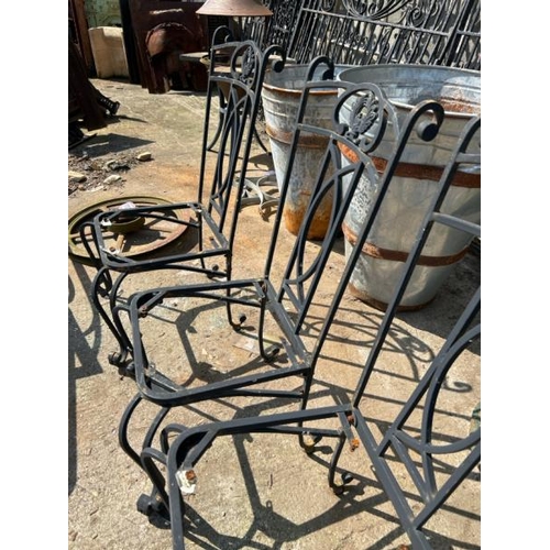 1122 - SIX WROUGHT IRON GARDEN CHAIRS, EACH APPROX 97CM (H) / ALL LOTS ARE LOCATED IN SL0 9LG, REGRETFULLY ... 