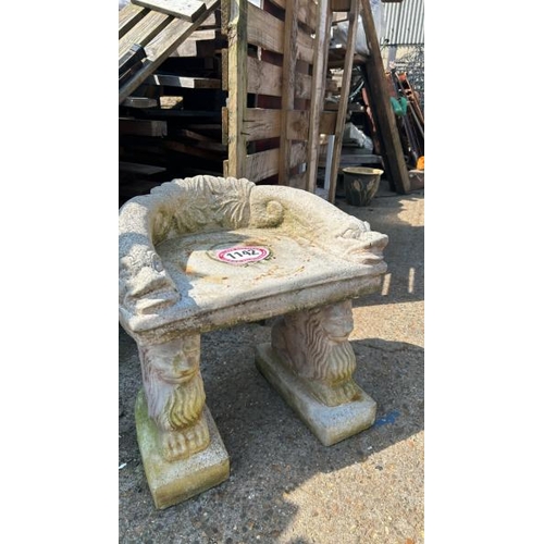 1142 - A THREE PIECE RECONTITUTED STONE SEAT, 50CM (H) / ALL LOTS ARE LOCATED IN SL0 9LG, REGRETFULLY WE DO... 